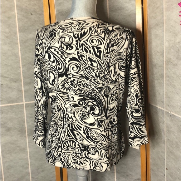 Chico’s Cardigan - Picture 5 of 6